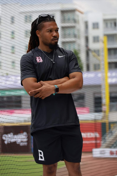 Nike windshirt hotsell